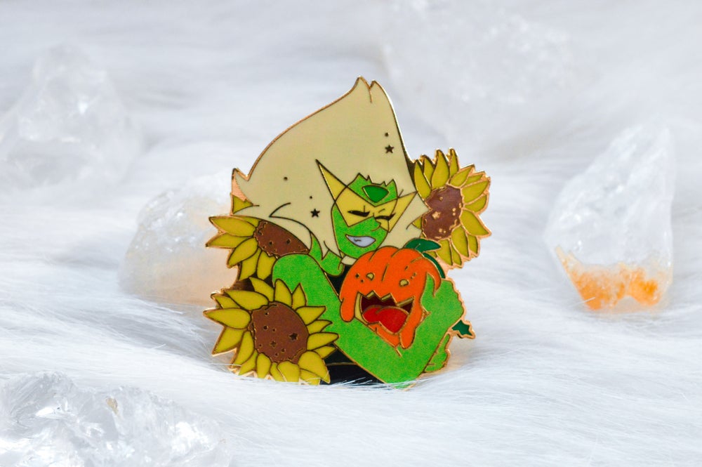 Peridot Enamel Pin | Steven Universe