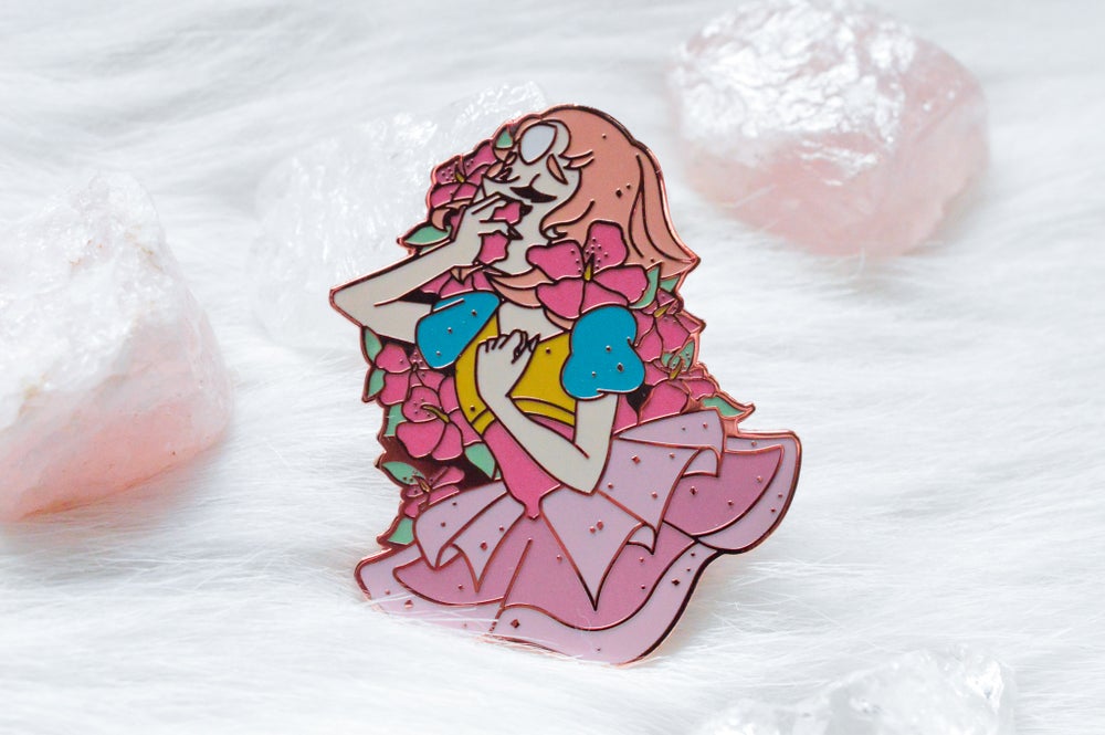 Pearl Enamel Pin | Steven Universe