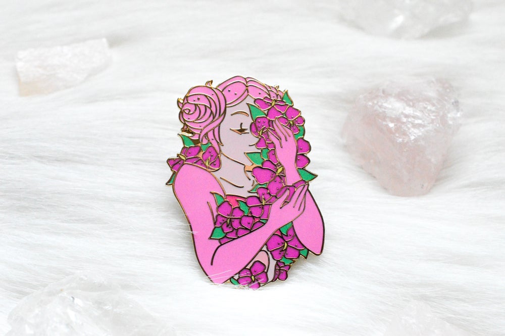 Pink Pearl (Volley Ball) Enamel Pin | Steven Universe